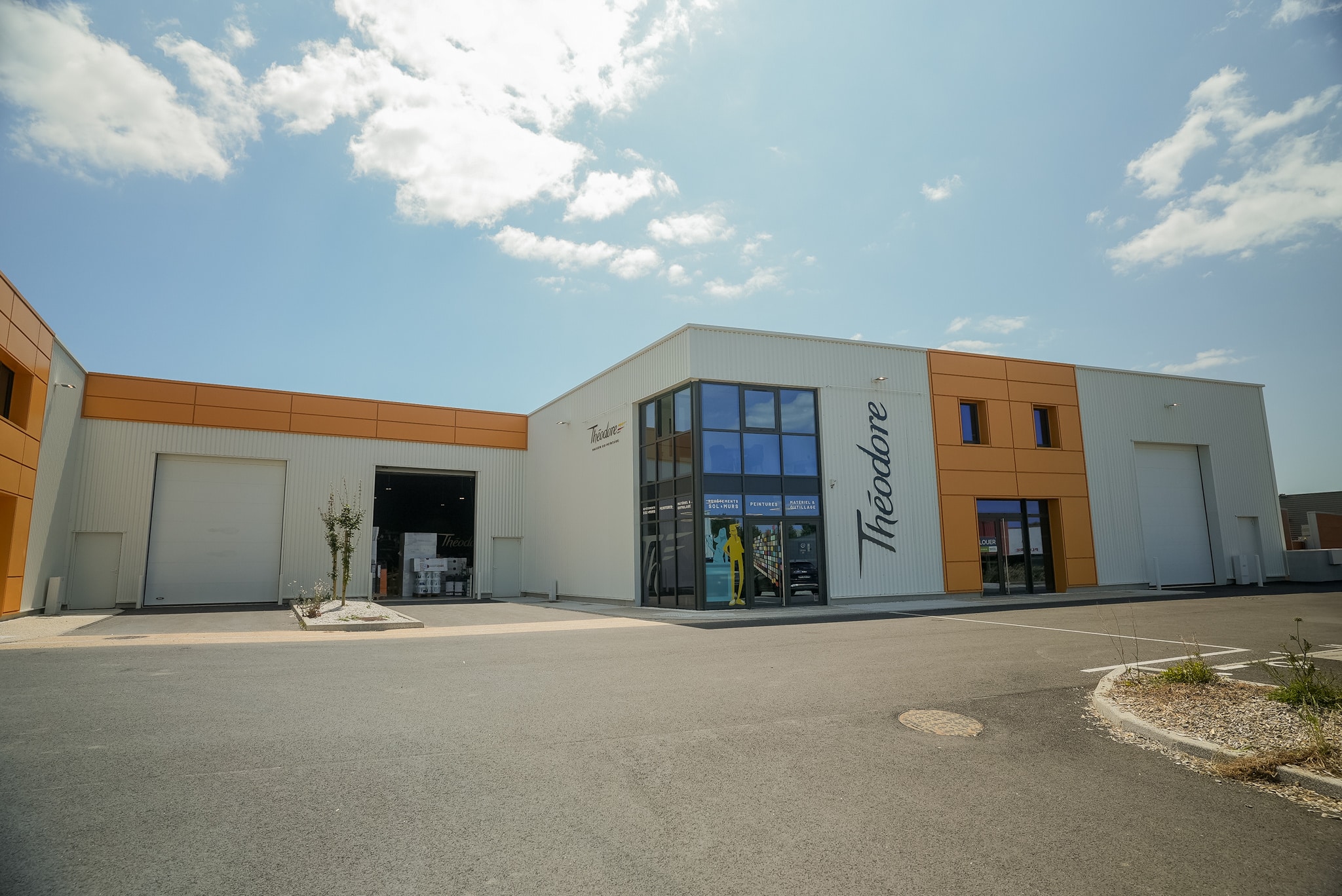 À louer – Cellule d&rsquo;activité – 601m2
