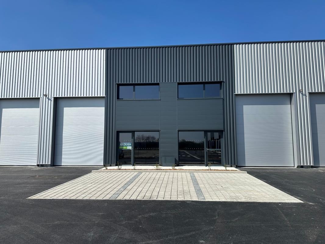 À vendre / À louer – Village d&rsquo;entreprises neuf – À partir d